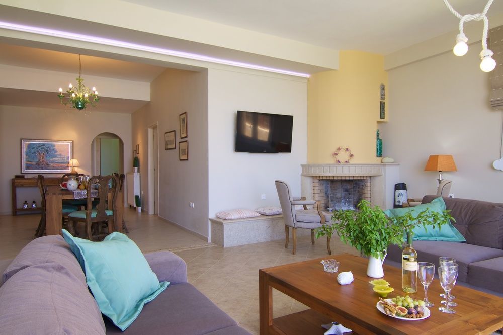 Espera Luxury Beach Front Residence With Pool & Bbq, By Thinkvilla Rethymno Exterior foto