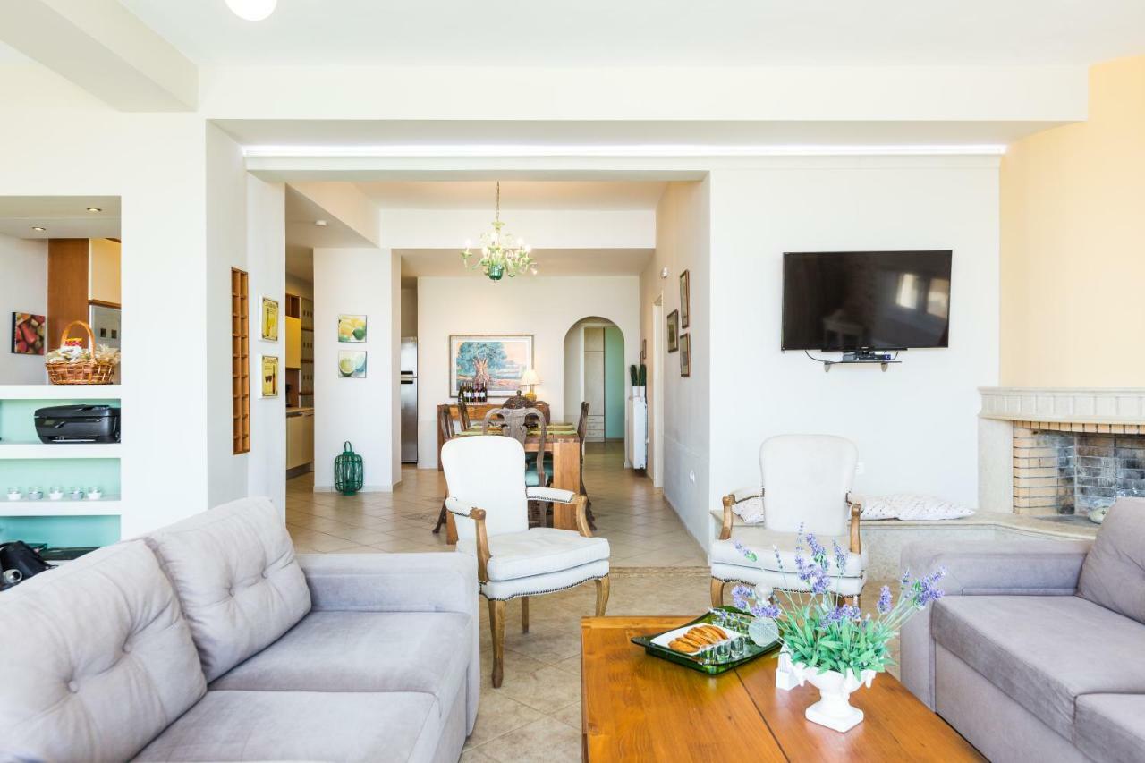 Espera Luxury Beach Front Residence With Pool & Bbq, By Thinkvilla Rethymno Exterior foto